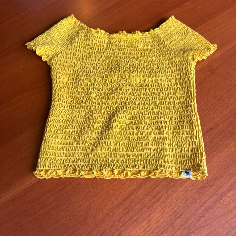 Ambercrombie Yellow Smocked Off Shoulder Crop Kids/Juniors Top